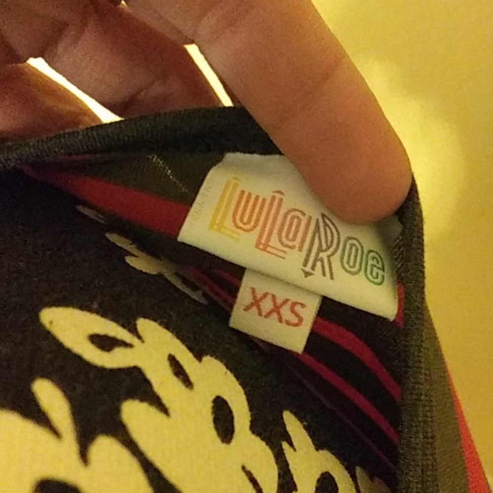 LulaRoe Randy - Picture 4 of 5